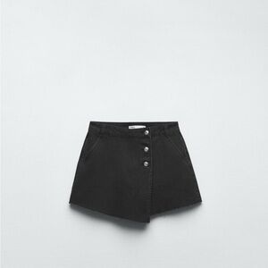 Zara Black Button-Front Skort